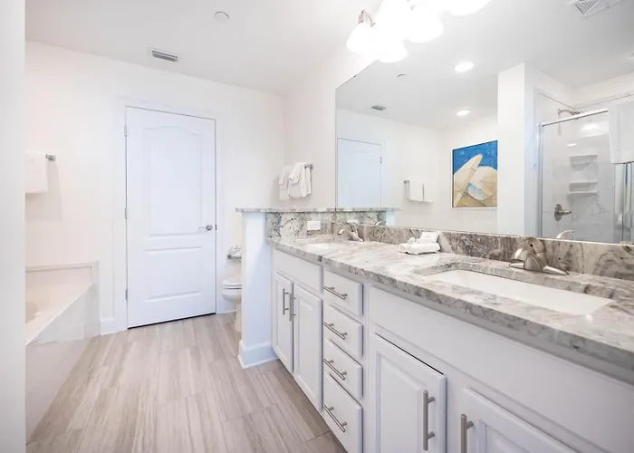 Phoenix Gulf Towers 1808 Apartment